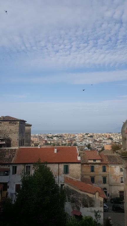 Torrione San Giovanni II Terracina Exteriér fotografie